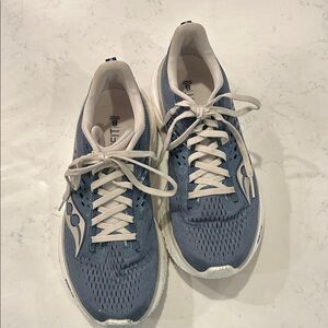 Saucony Sky Blue Athletic Sneakers Formfit 7-1/2 size